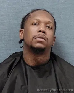 Mugshot of ZAVIER IDRISE THOMPSON booked in Stark County, Ohio on April 22, 2026