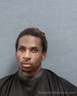 Mugshot of Tyvon Marquez Carter booked in Stark County, Ohio on July 31, 2026