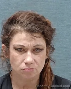 Mugshot of DESEREE SHEREE ROLLIC