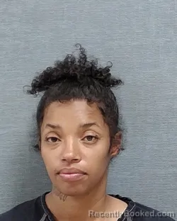 Mugshot of CHANSIN MARI JANYSE JACKSON booked in Stark County, Ohio on June 13, 2026