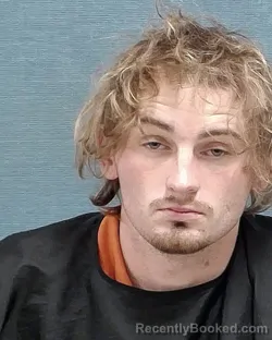 Mugshot of MASON HUNTER LEE LOAR booked in Stark County, Ohio on March 18, 2026