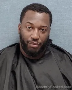 Mugshot of DAVON MARICE BURTON booked in Stark County, Ohio on May 6, 2026