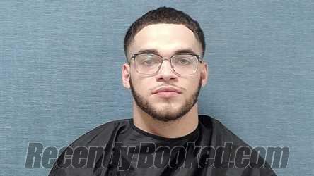 Mugshot of KENDRICK JAMES MOORE