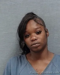 Mugshot of Shania Sheray Womack booked in Stark County, Ohio on August 9, 2026