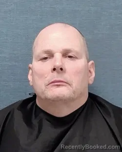 Mugshot of DALE PINE