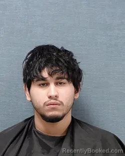 Mugshot of HECTOR SANTIAGO RAMIREZ