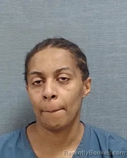 Mugshot of SHANIKA DANIELLE CARPENTER booked in Stark County, Ohio on March 24, 2026