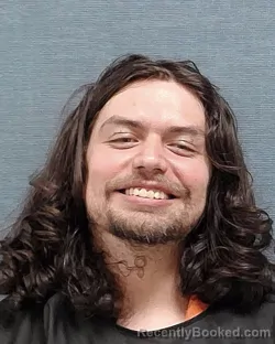 Mugshot of ANGEL ANDREW ZARAGOZA CASTILLO booked in Stark County, Ohio on April 4, 2026