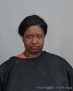 Mugshot of SHARDAY LASHA EASTON booked in Summit County, Ohio on May 3, 2026
