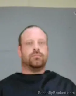 Mugshot of CURTIS ADAM HOLCOMB booked in Summit County, Ohio on April 3, 2026