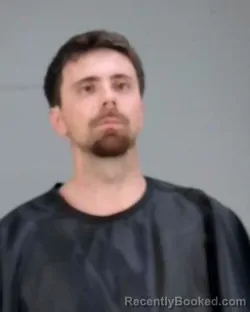 Mugshot of JUSTICE ETHAN HILL booked in Summit County, Ohio on April 4, 2026