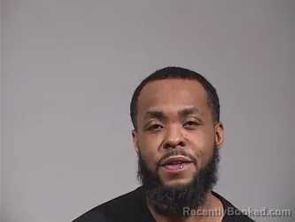 Mugshot of LAVALLE DELSHAWN MOORE