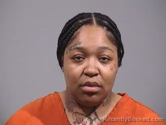 Mugshot of ALYACIA MARCHALLE APPLING booked in Trumbull County, Ohio on March 6, 2026