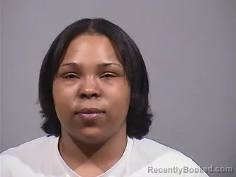 Mugshot of SHANIA VICTORIA ROPER booked in Trumbull County, Ohio on April 1, 2026