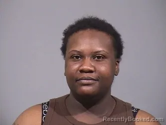 Mugshot of NIA RENEE LEGGETTE booked in Trumbull County, Ohio on April 3, 2026