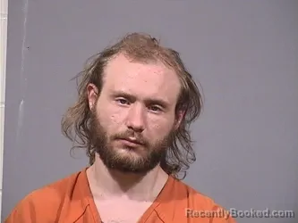 Mugshot of MATHEW MARCUS MILLER booked in Trumbull County, Ohio on April 6, 2026