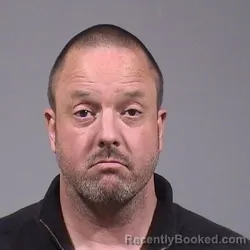 Mugshot of DONOVAN LARS VOAGE booked in Trumbull County, Ohio on May 1, 2026
