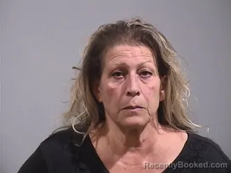 Mugshot of VANESSA ANNETTE CLARK booked in Trumbull County, Ohio on May 5, 2026