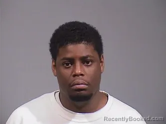 Mugshot of ZYQUANTIYON TAVARES MALONE booked in Trumbull County, Ohio on May 6, 2026