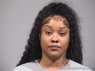 Mugshot of DOMONIQUE JA'NELLE LEMON booked in Trumbull County, Ohio on May 18, 2026