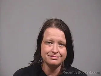 Mugshot of STEPHANIE NICHOLE WALKER booked in Trumbull County, Ohio on May 19, 2026