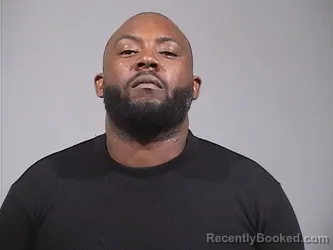 Mugshot of SHAQUILLE QASHUN LAMAR DIGGS booked in Trumbull County, Ohio on June 24, 2026