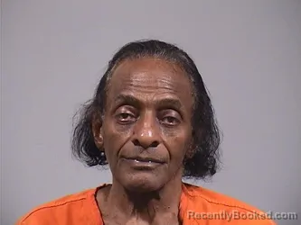 Mugshot of DENNIS Jr WARREN booked in Trumbull County, Ohio on July 8, 2026