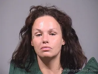 Mugshot of Jade Nicole Roberts booked in Trumbull County, Ohio on August 7, 2026