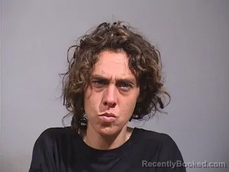 Mugshot of Darrien Jennifer Greenlee booked in Trumbull County, Ohio on August 23, 2026