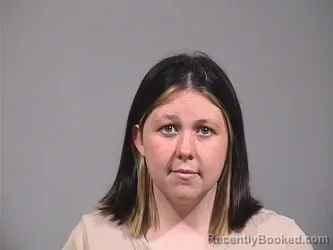 Mugshot of Alexis Kaitlynn Ruth Kearns booked in Trumbull County, Ohio on August 29, 2026