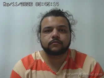 Mugshot of DE'VAUGHN DAVIS booked in Union County, Ohio on May 11, 2026