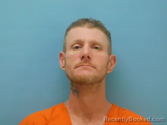 Mugshot of MATTHEW SOUTHERLAND