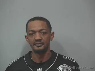 Mugshot of TRALLIS THOMAS