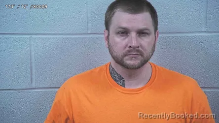 Mugshot of CHRIS HUTCHISON booked in Wayne County, Ohio on April 20, 2026