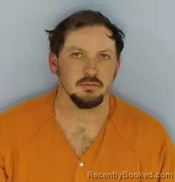 Mugshot of JAMES COREY FOLSOM ROPER