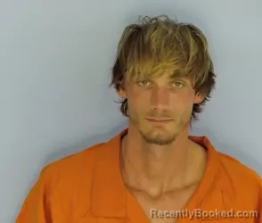 Mugshot of DUSTIN KENNETH WOOTEN