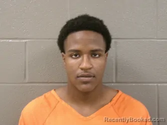Mugshot of Jeron Dae`Sean Phillips booked in Wood County, Ohio on September 15, 2026