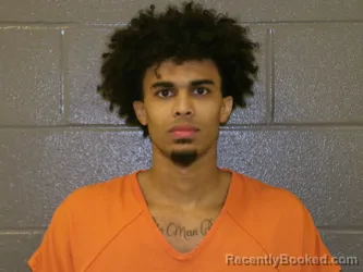 Mugshot of KAMREN RICHARD BOWEN booked in Wood County, Ohio on April 4, 2026