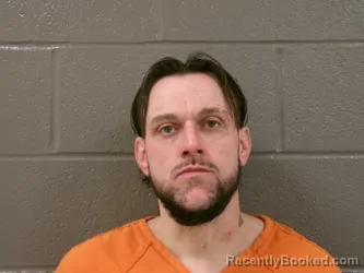 Mugshot of SHAWN ANTHONY QUEEN booked in Wood County, Ohio on June 3, 2026