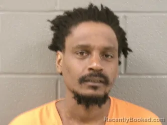 Mugshot of TERRELLE JAMAR HUGGINS booked in Wood County, Ohio on May 9, 2026