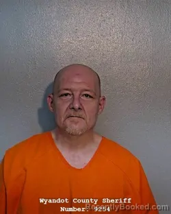 Mugshot of DONALD A FETTERS