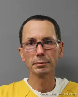 Mugshot of LUIS DANIEL VELAZQUEZ-ARCE