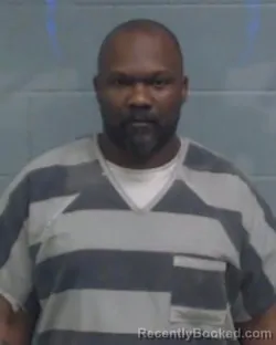 Mugshot of JAMES CURTIS EVERETT