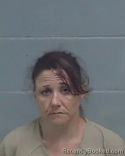 Mugshot of Kelly Ann Thomas booked in Washington County, Florida on October 7, 2026