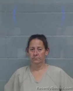 Mugshot of VIRGINIA TYENELL BURKE booked in Washington County, Florida on April 17, 2026