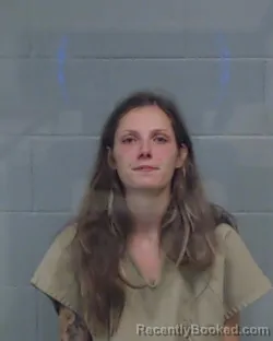 Mugshot of VERONICA NICOLE CASEY booked in Washington County, Florida on April 20, 2026