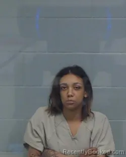 Mugshot of ALYSSA FAYE JULIUS booked in Washington County, Florida on May 5, 2026
