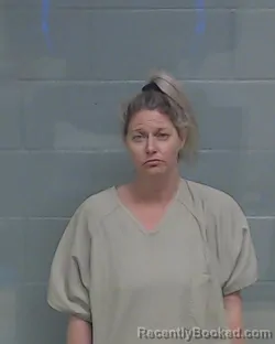 Mugshot of AUTUMN LAUREN WALKER