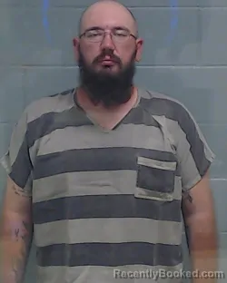 Mugshot of DAKOTA SHAYNE MASSEY