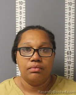 Mugshot of SHANICE NATA RICHARDSON booked in Dauphin County, Pennsylvania on June 22, 2026